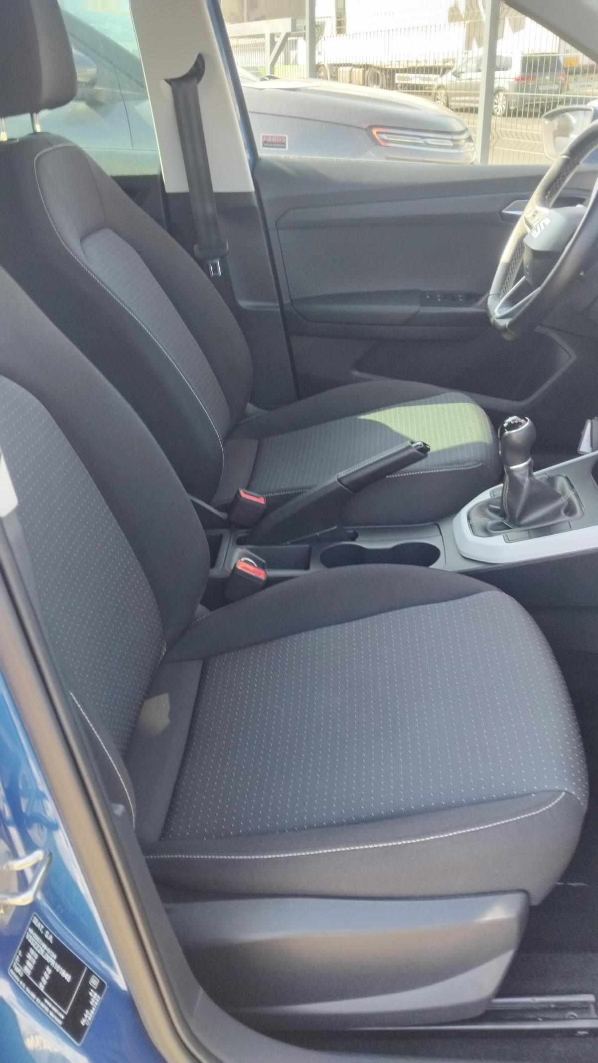 seat-arona-1-0-tsi-2023-gasolina-999cc