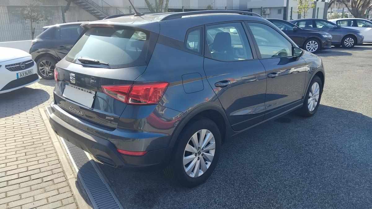 seat-arona-1-0-tsi-2023-gasolina-999cc