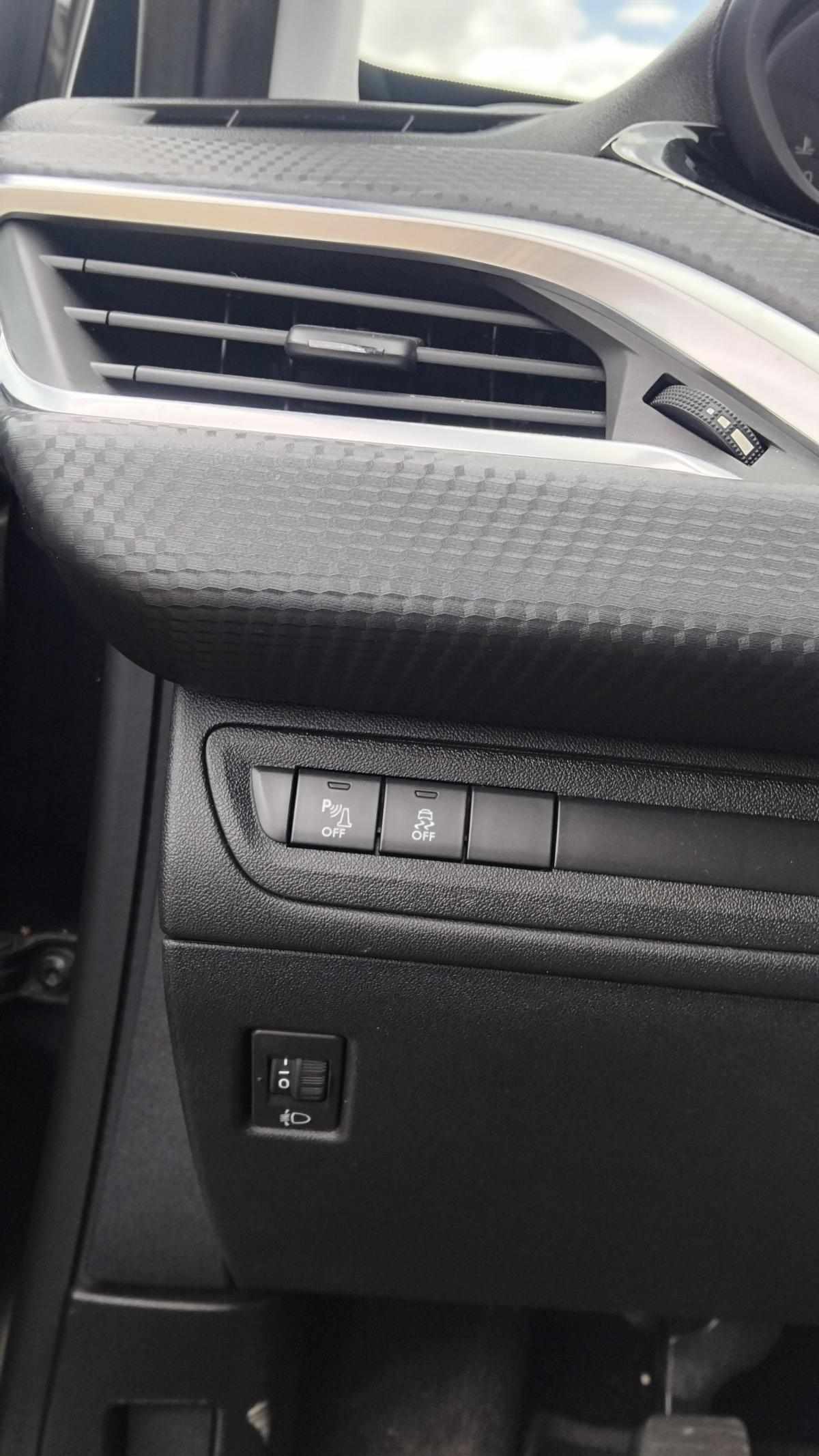 peugeot-208-1-2-puretech-2017-gasolina-1199cc