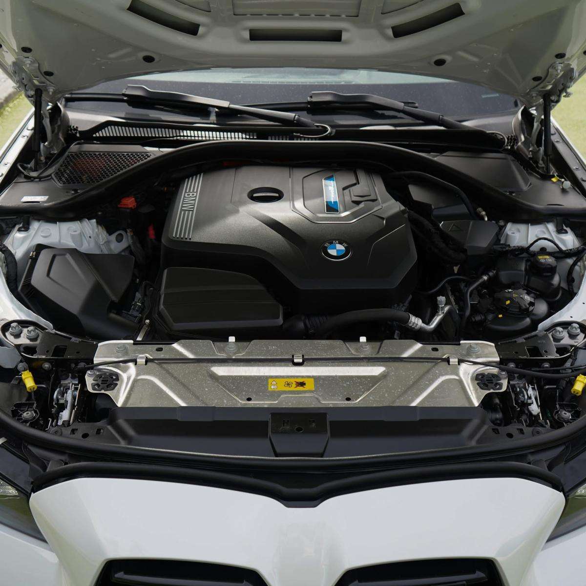 bmw-serie-3-2021-hibrido-a-gasolina-1998cc
