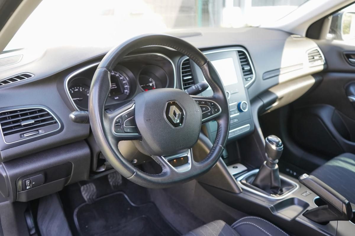 renault-megane-2019-diesel-1461cc