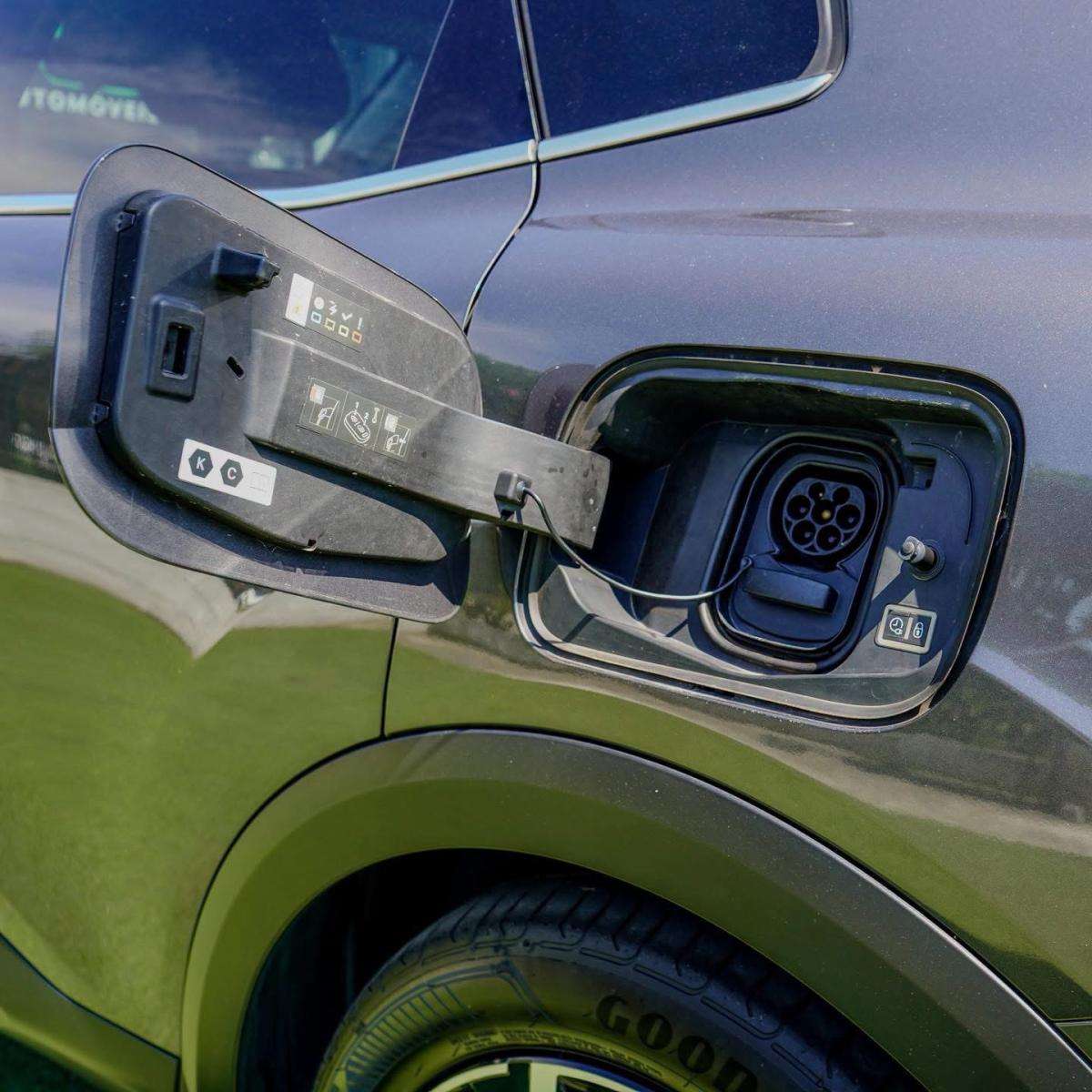 citroen-c4-2023-eletrico-0cc