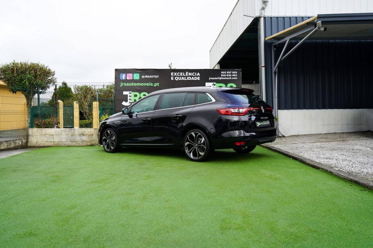 renault-megane-sport-tourer-2019-diesel-1461cc
