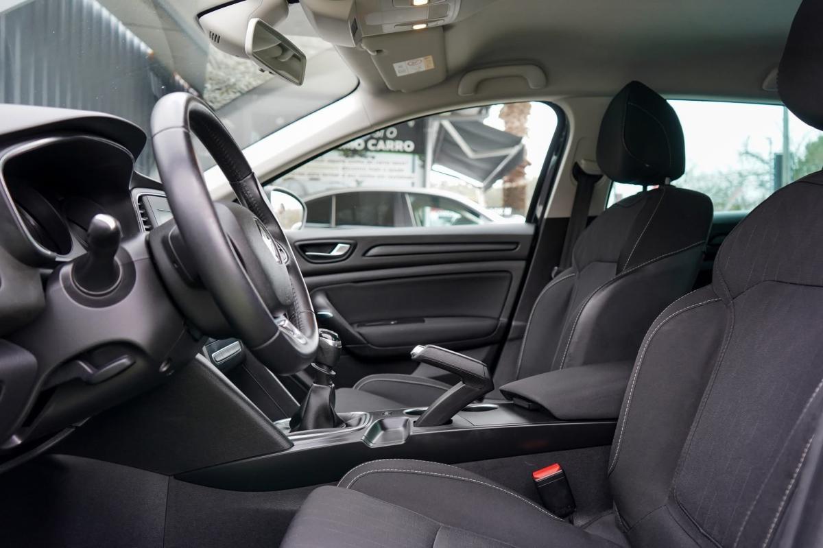 renault-megane-sport-tourer-2019-diesel-1461cc