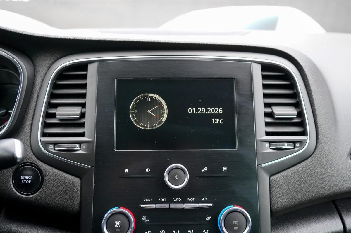 renault-megane-sport-tourer-2019-diesel-1461cc
