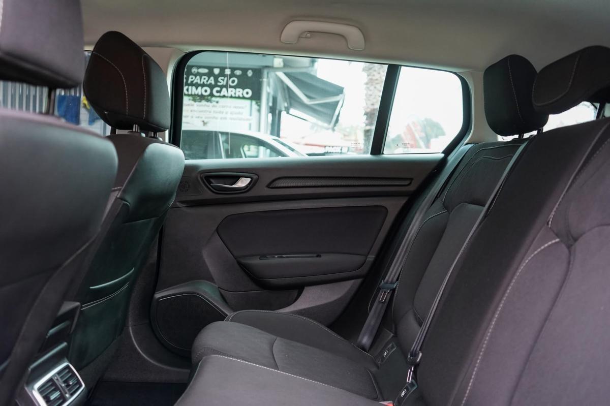 renault-megane-sport-tourer-2019-diesel-1461cc