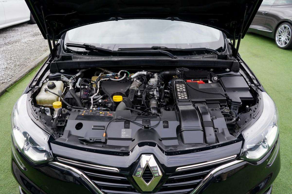 renault-megane-sport-tourer-2019-diesel-1461cc