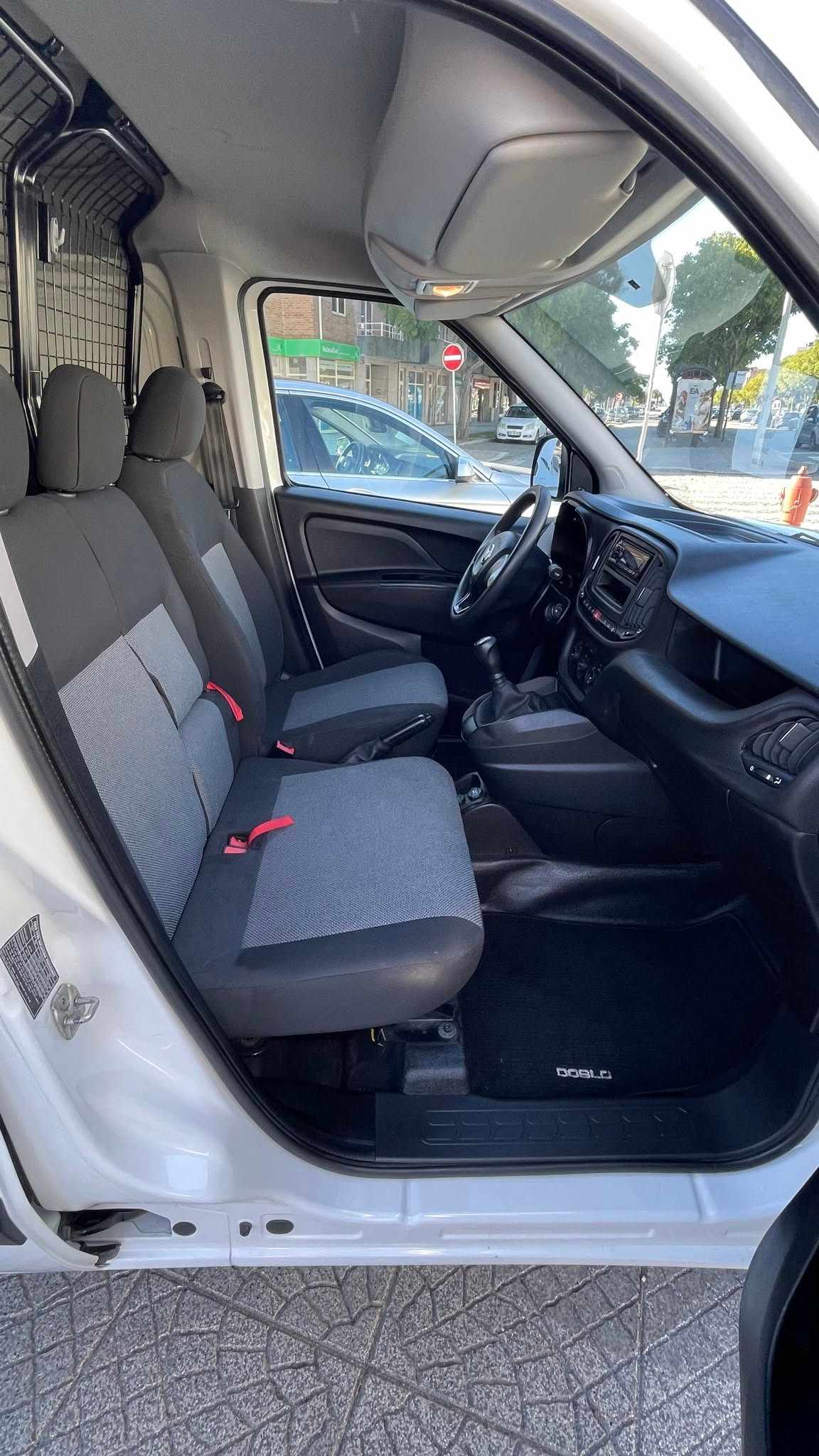 fiat-doblo-1-2-95cv-2021-diesel-1248cc