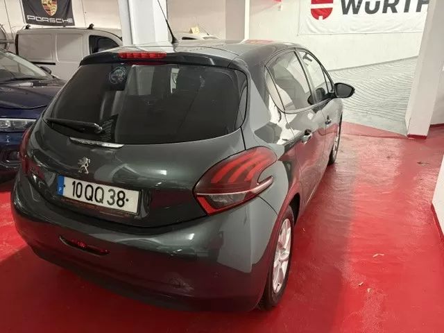 peugeot-208-2015-gasolina-1199cc