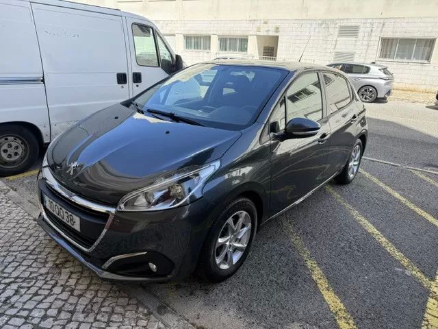 peugeot-208-2015-gasolina-1199cc