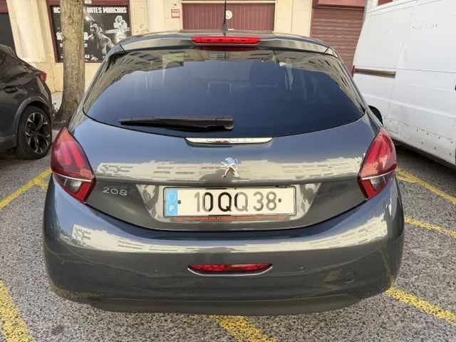 peugeot-208-2015-gasolina-1199cc