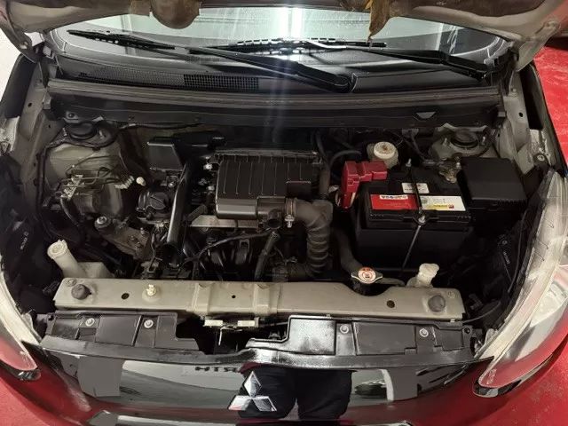mitsubishi-space-star-2014-gasolina-1193cc