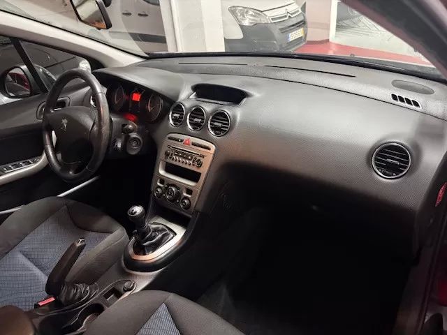 peugeot-308-2011-diesel-1560cc