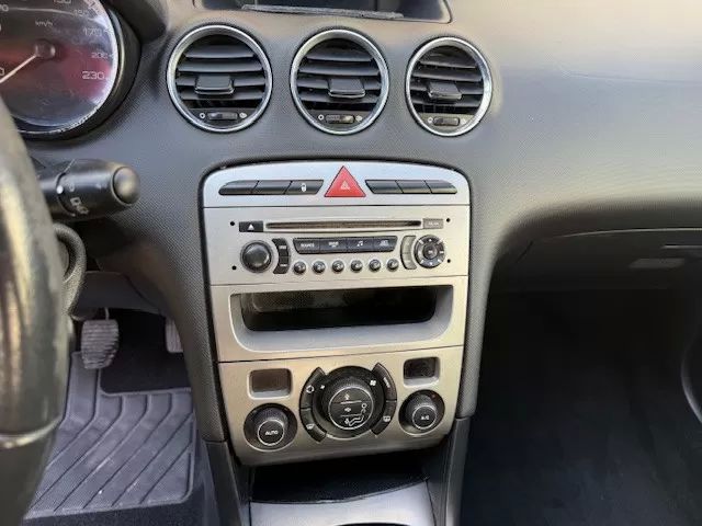 peugeot-308-2011-diesel-1560cc