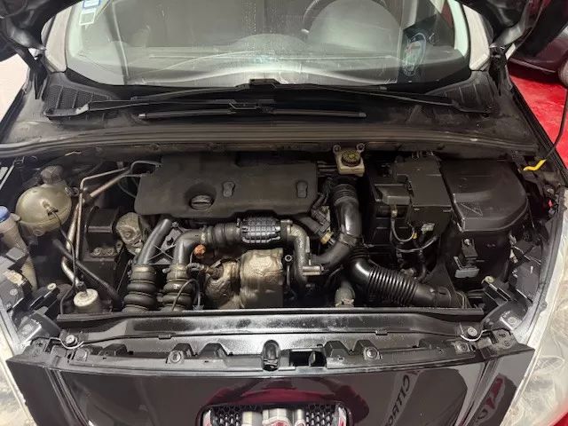 peugeot-308-2011-diesel-1560cc