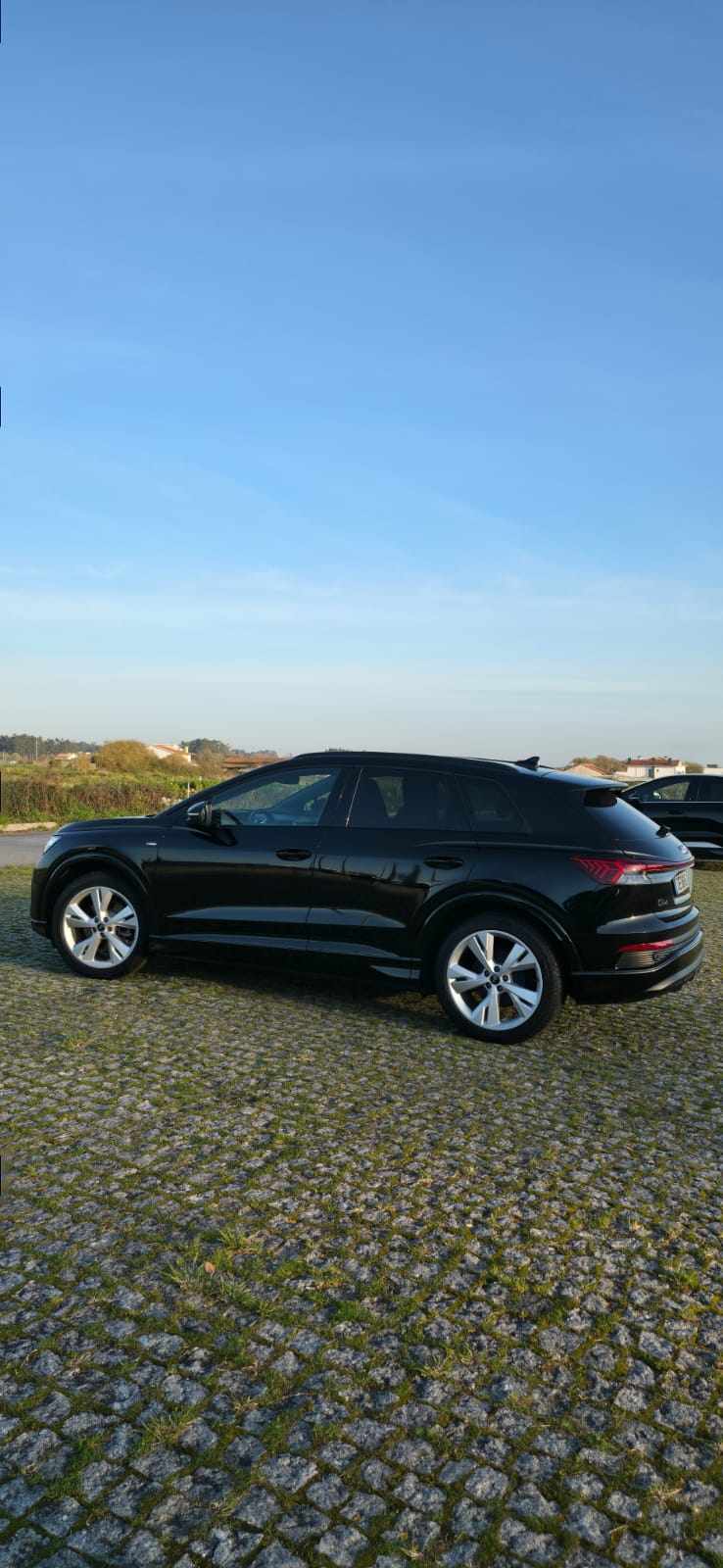 audi-q4-e-tron-35-e-tron-2022-eletrico