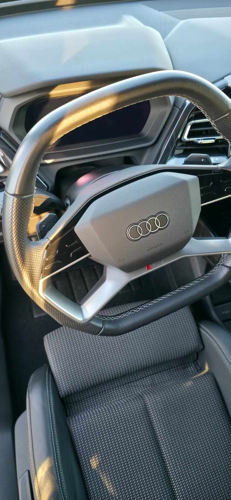 audi-q4-e-tron-35-e-tron-2022-eletrico