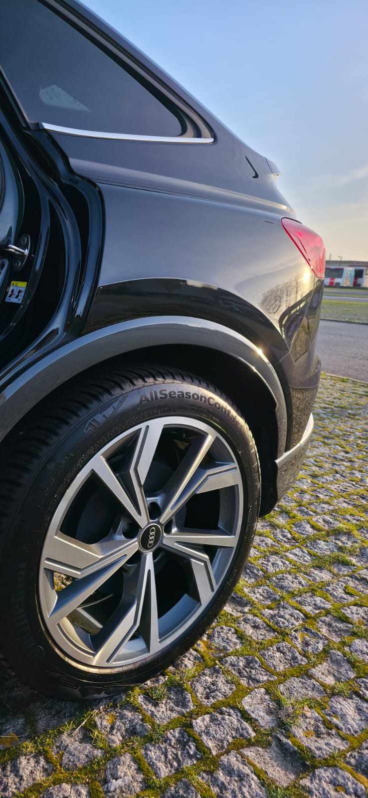 audi-q4-e-tron-35-e-tron-2022-eletrico