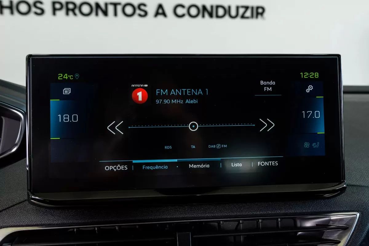 peugeot-3008-2021-hibrido-1598cc