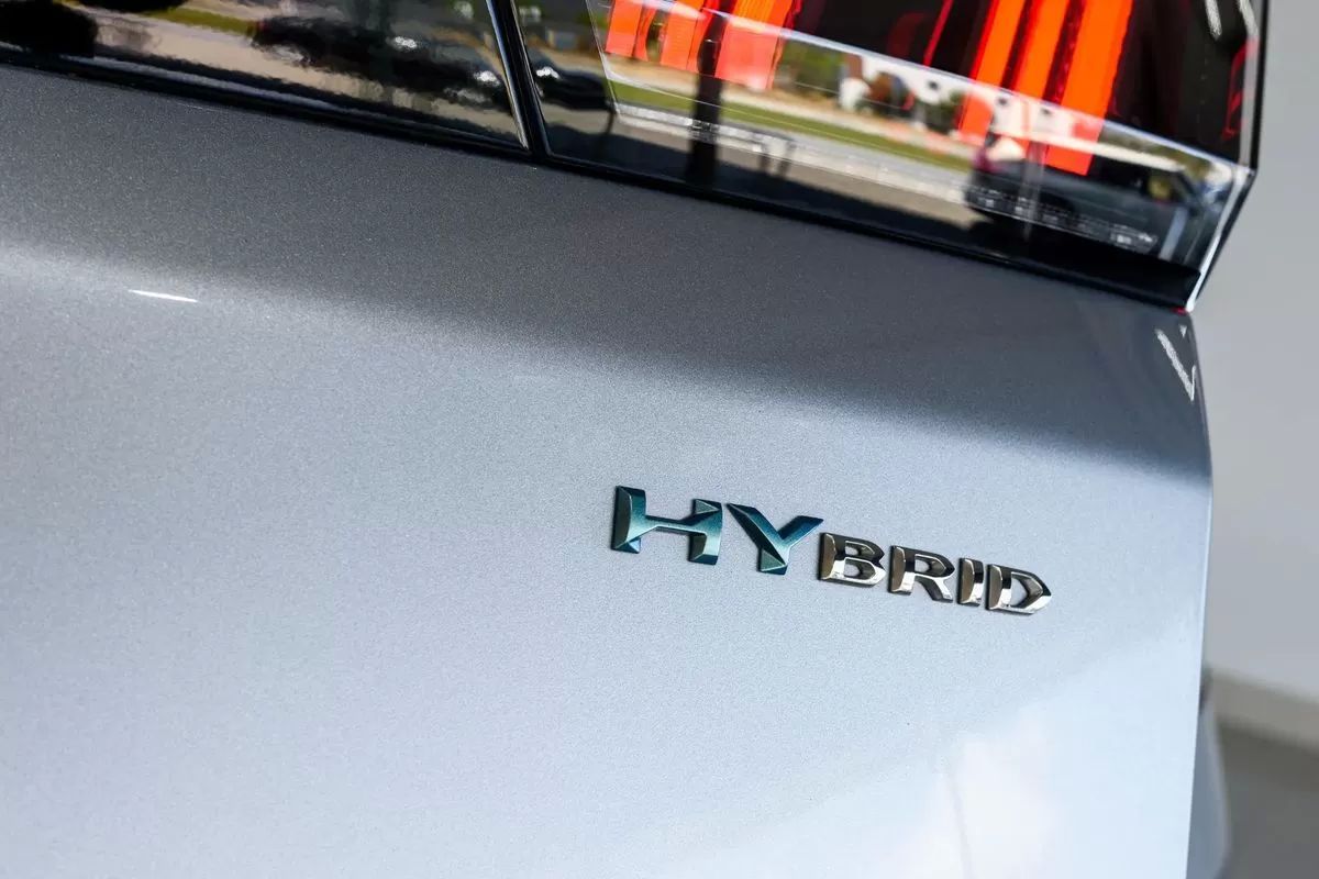 peugeot-3008-2021-hibrido-1598cc
