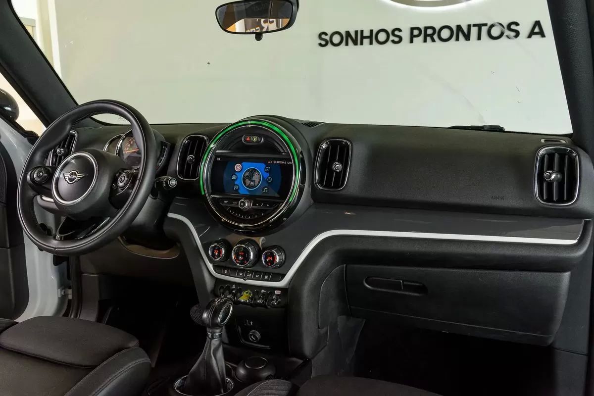 mini-countryman-2019-hibrido-1499cc