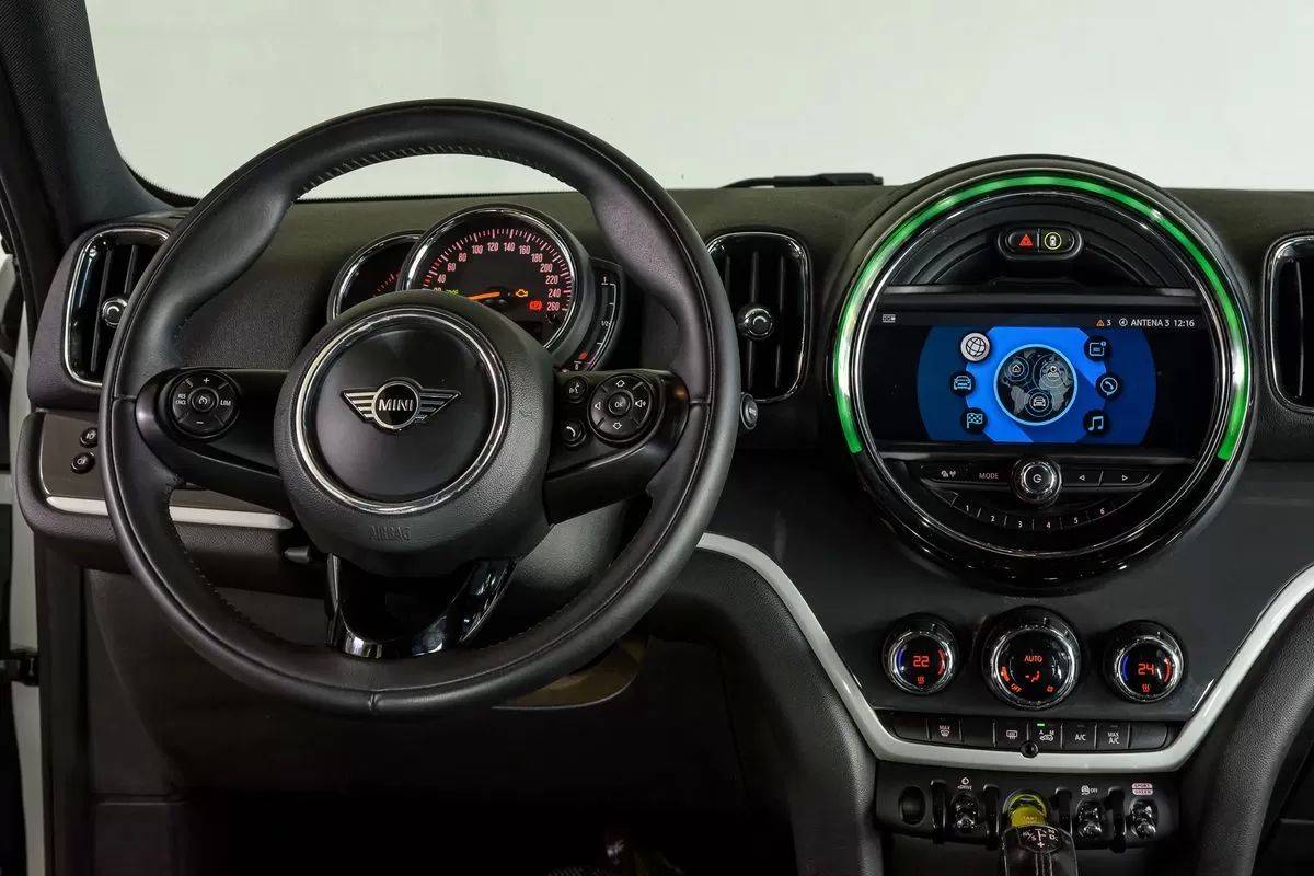 mini-countryman-2019-hibrido-1499cc