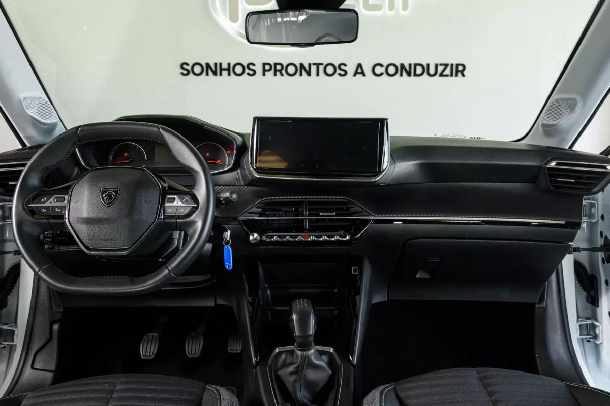 peugeot-208-2024-gasolina-1199cc