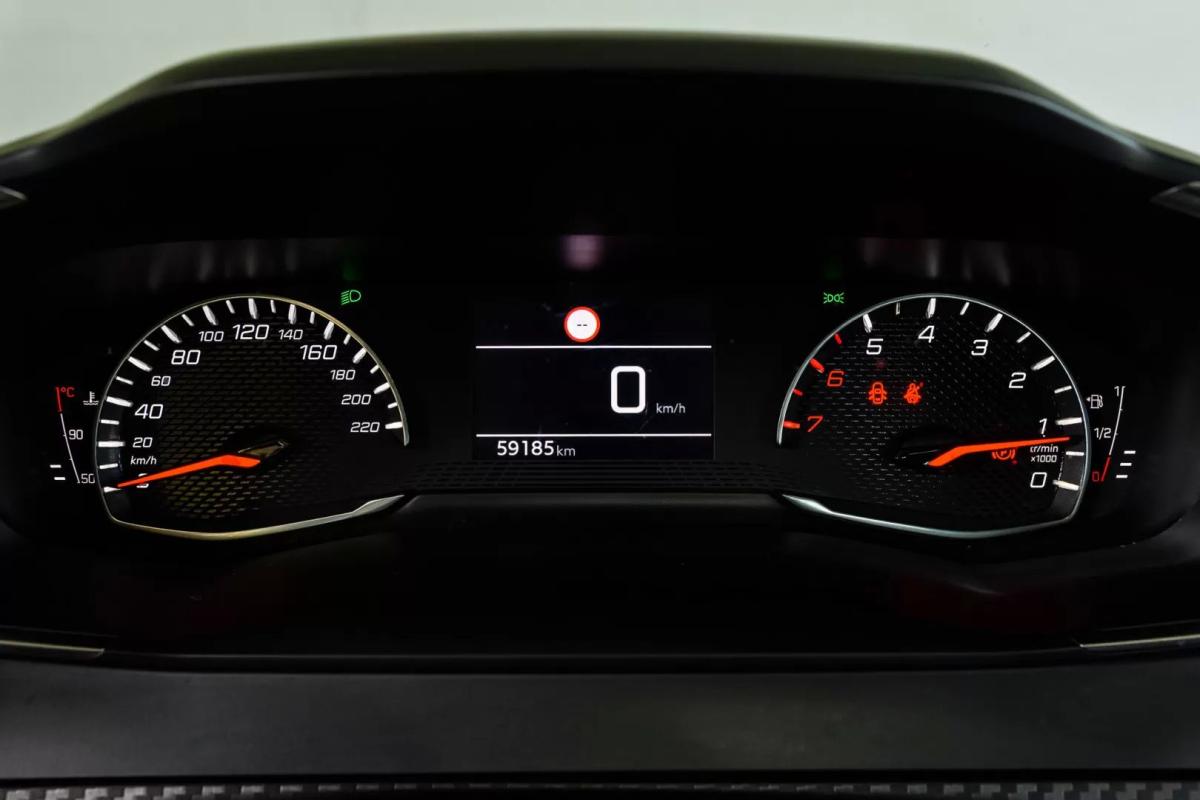 peugeot-208-2024-gasolina-1199cc