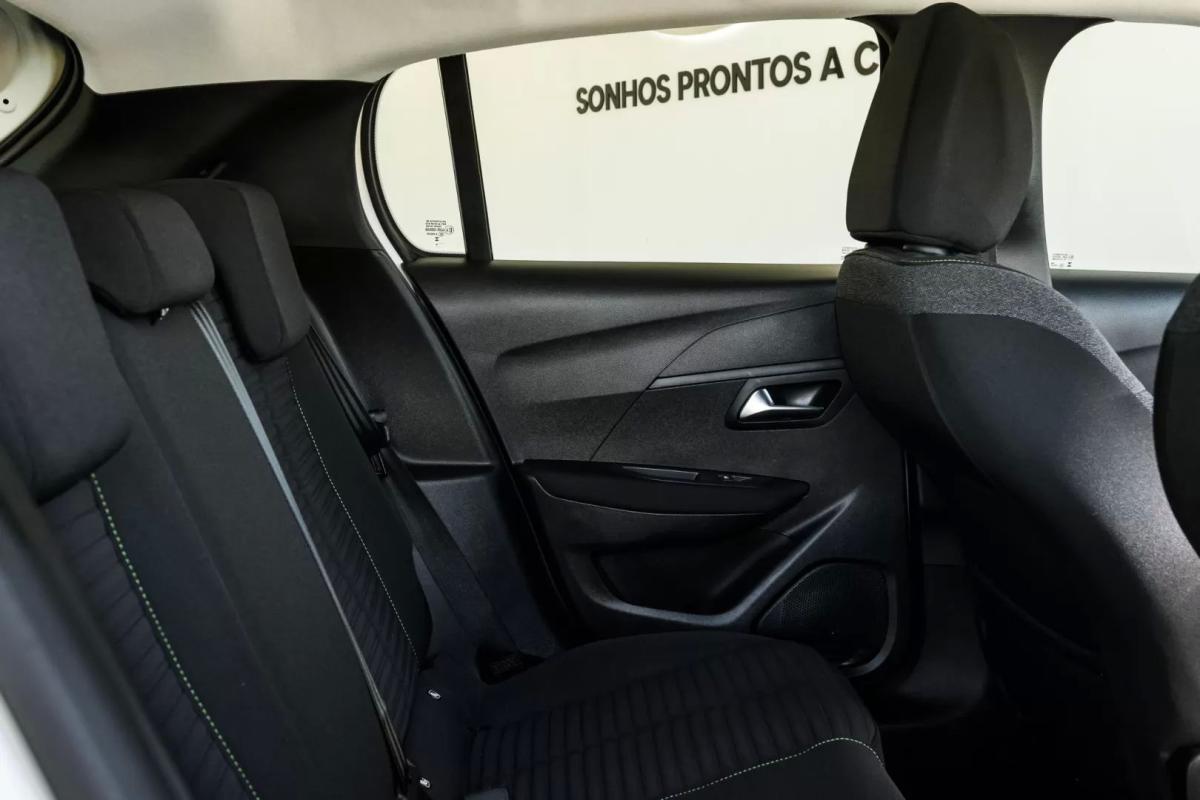 peugeot-208-2024-gasolina-1199cc