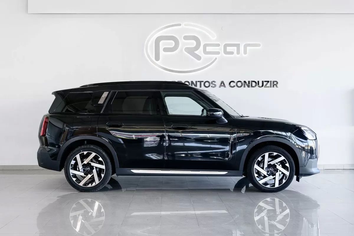 mini-countryman-2025-diesel-1995cc