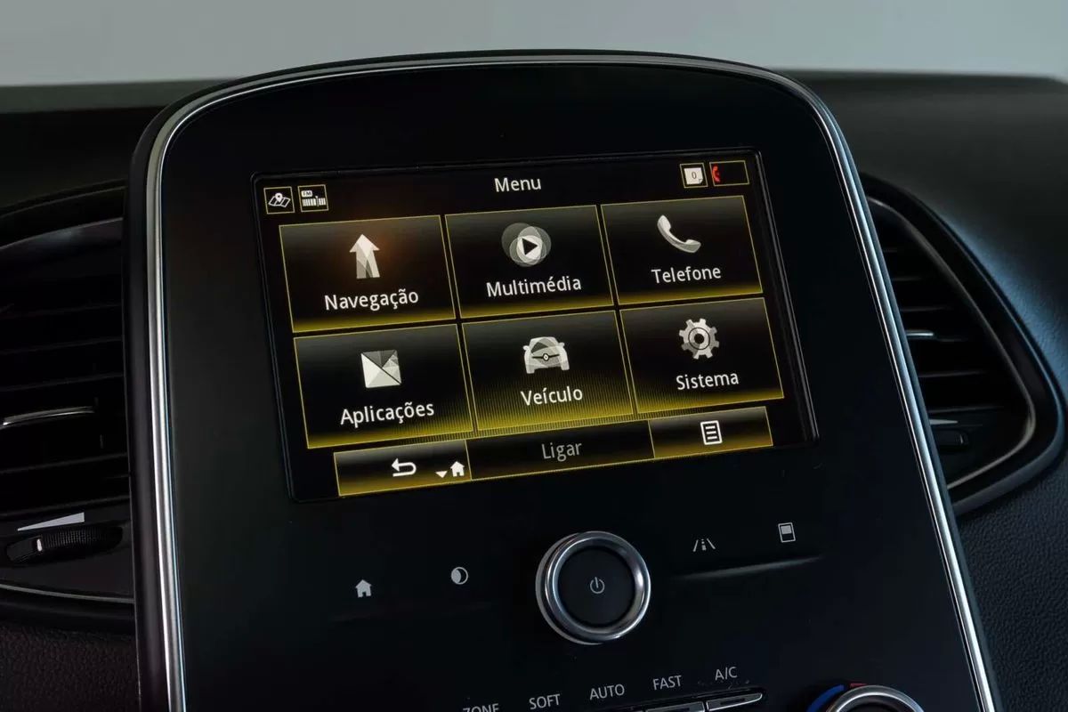 renault-grand-scenic-2020-diesel-1749cc