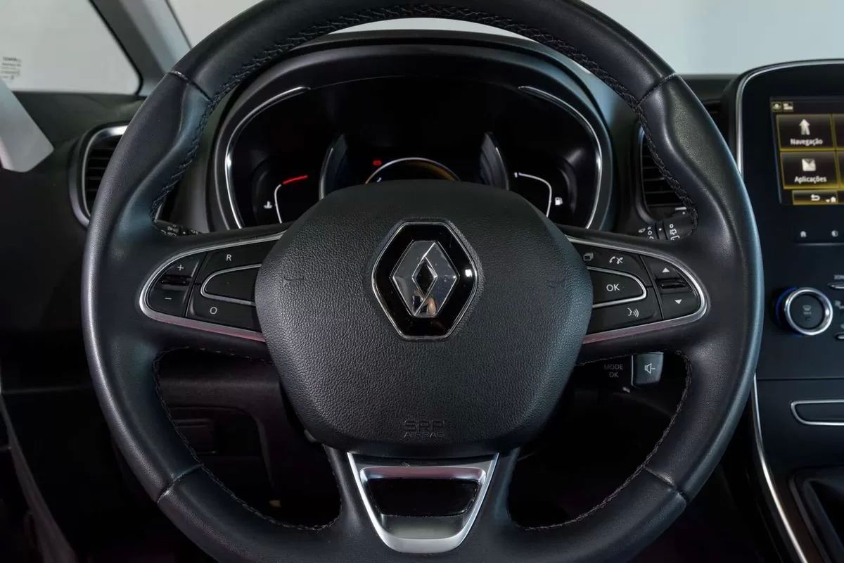 renault-grand-scenic-2020-diesel-1749cc