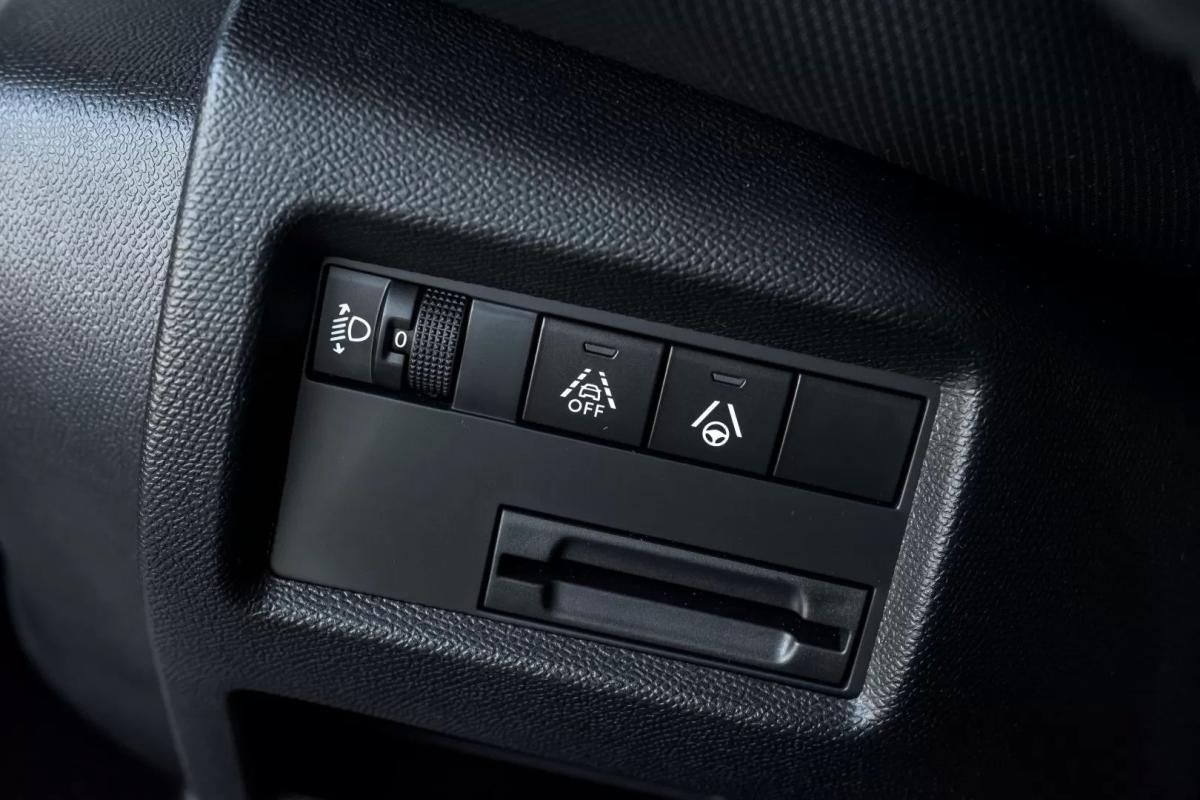 citroen-c5-aircross-2024-diesel-1499cc