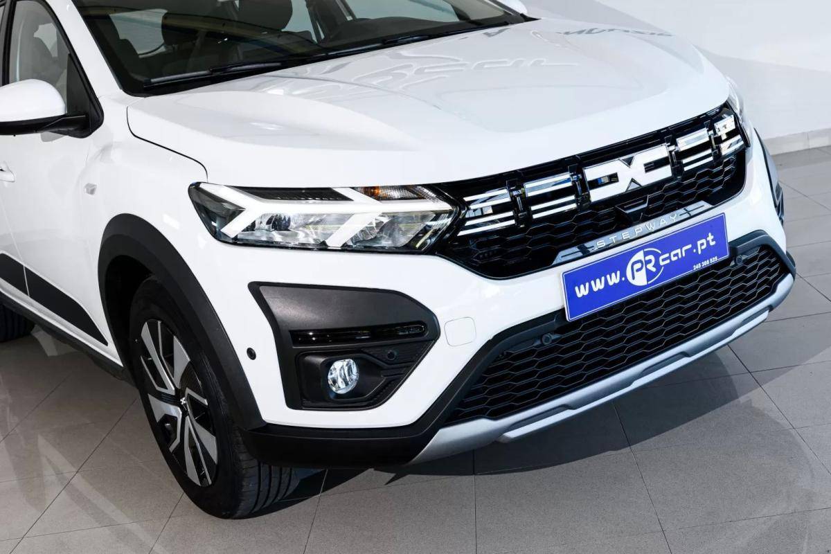 dacia-sandero-2025-gpl-999cc