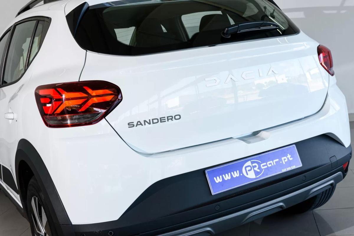 dacia-sandero-2025-gpl-999cc