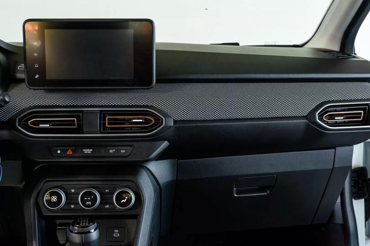 dacia-sandero-2025-gpl-999cc
