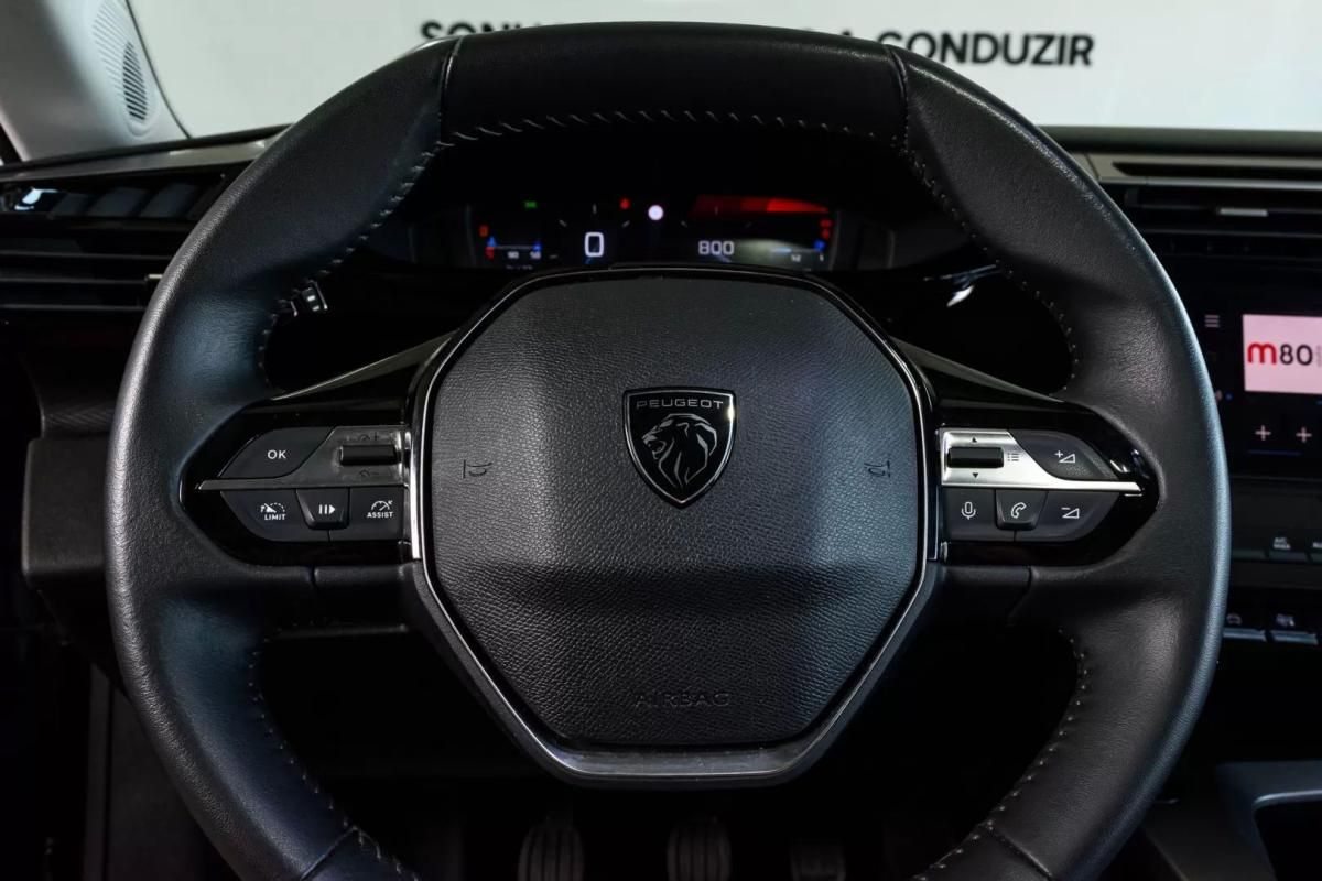 peugeot-308-sw-2023-gasolina-1199cc