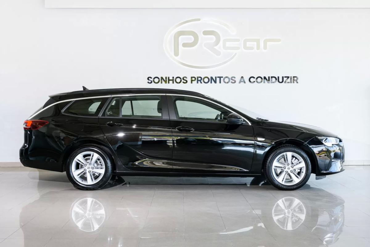opel-insignia-sports-tourer-2021-diesel-1496cc