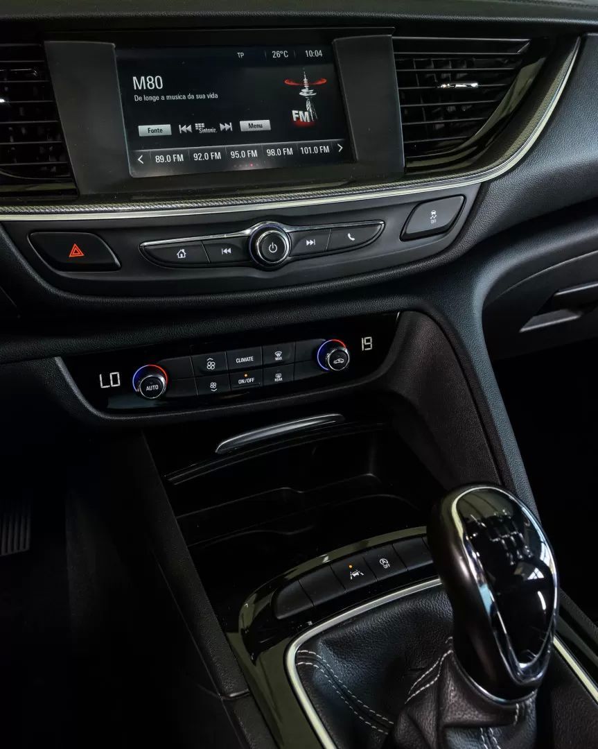 opel-insignia-sports-tourer-2021-diesel-1496cc