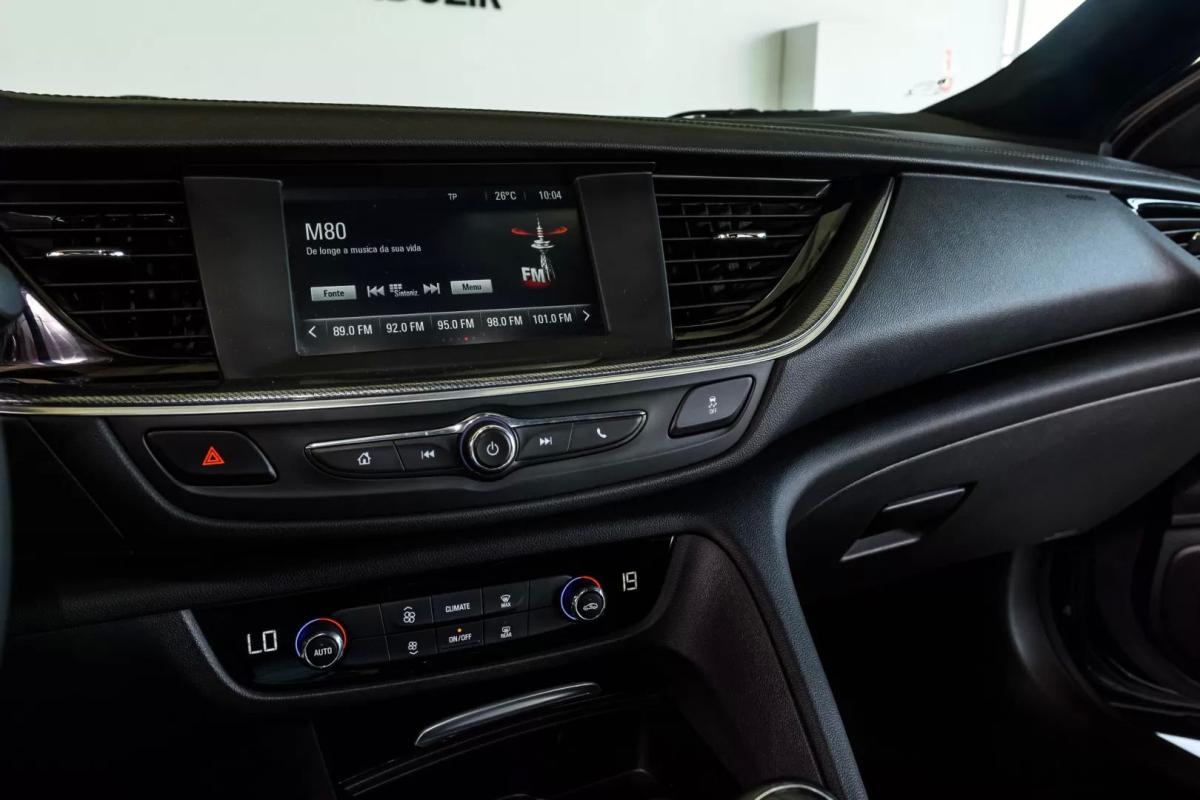 opel-insignia-sports-tourer-2021-diesel-1496cc