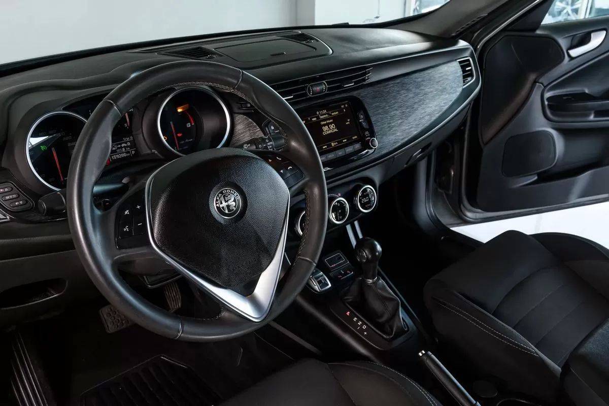 alfa-romeo-giulietta-2018-diesel-1598cc
