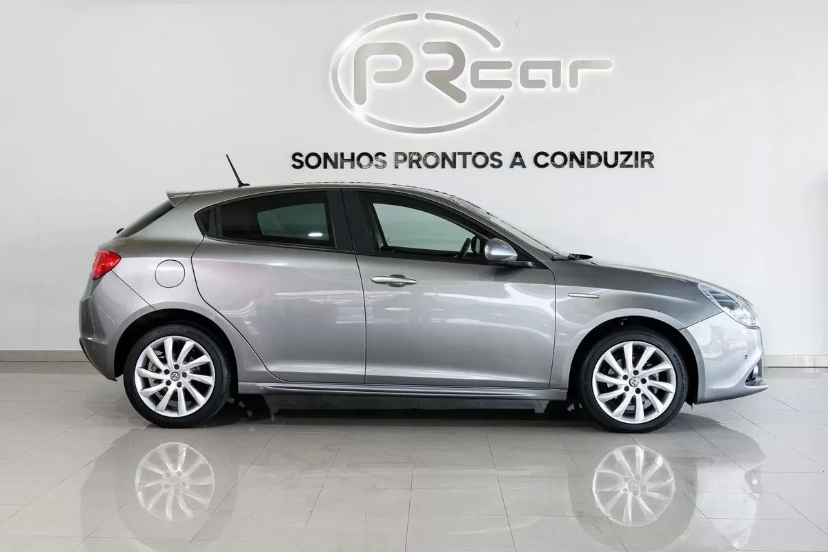 alfa-romeo-giulietta-2018-diesel-1598cc