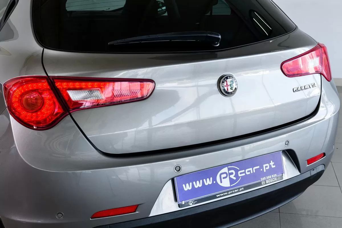 alfa-romeo-giulietta-2018-diesel-1598cc