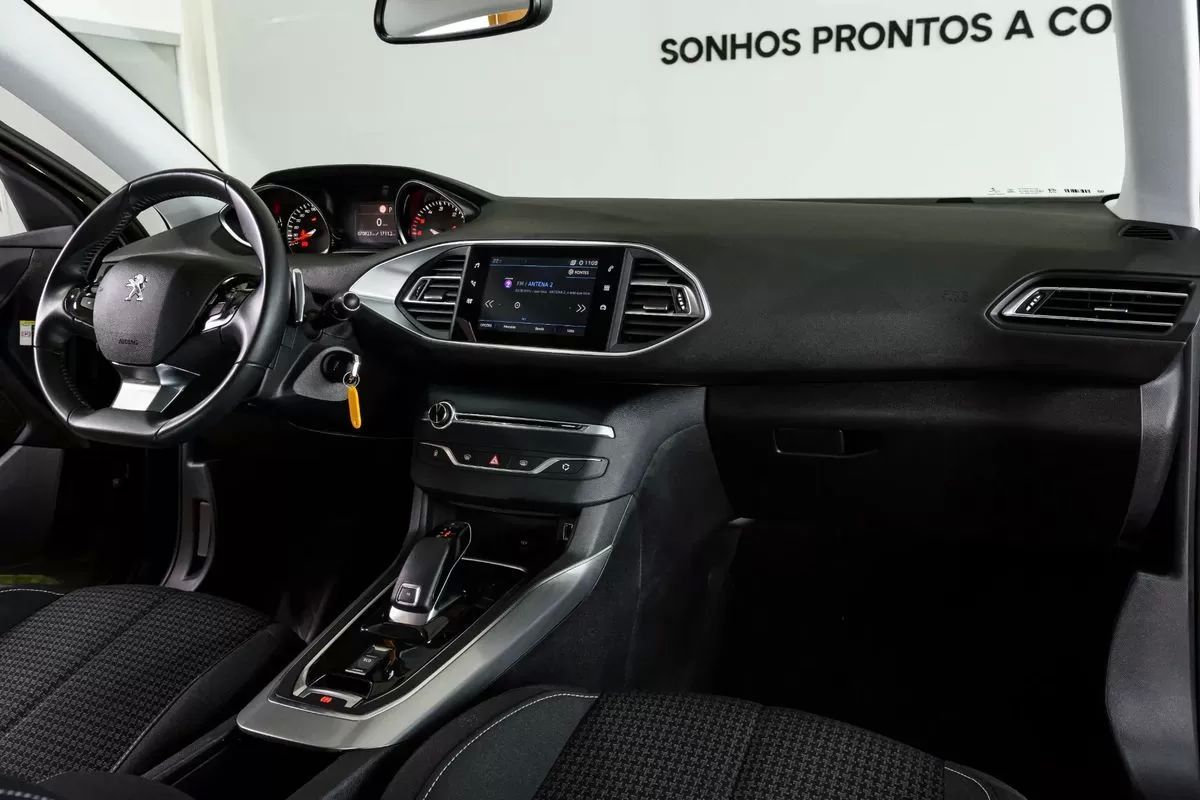 peugeot-308-sw-2021-diesel-1499cc