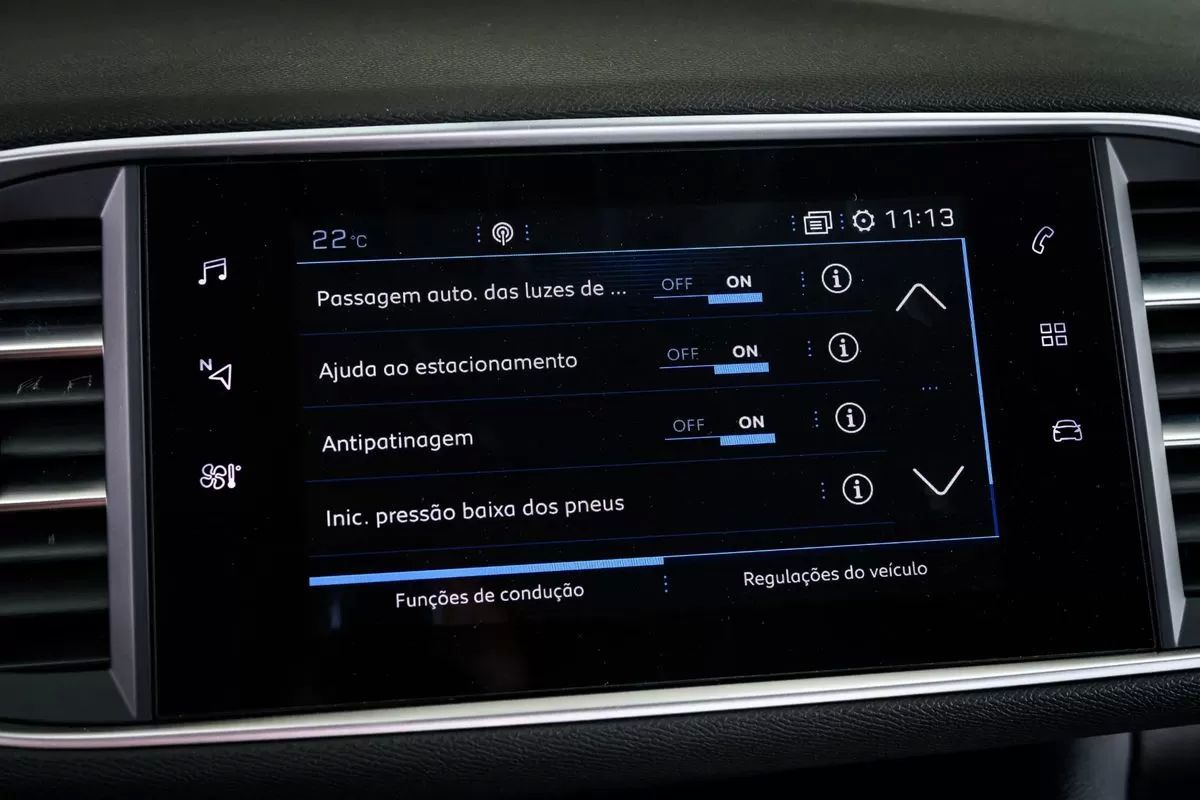 peugeot-308-sw-2021-diesel-1499cc