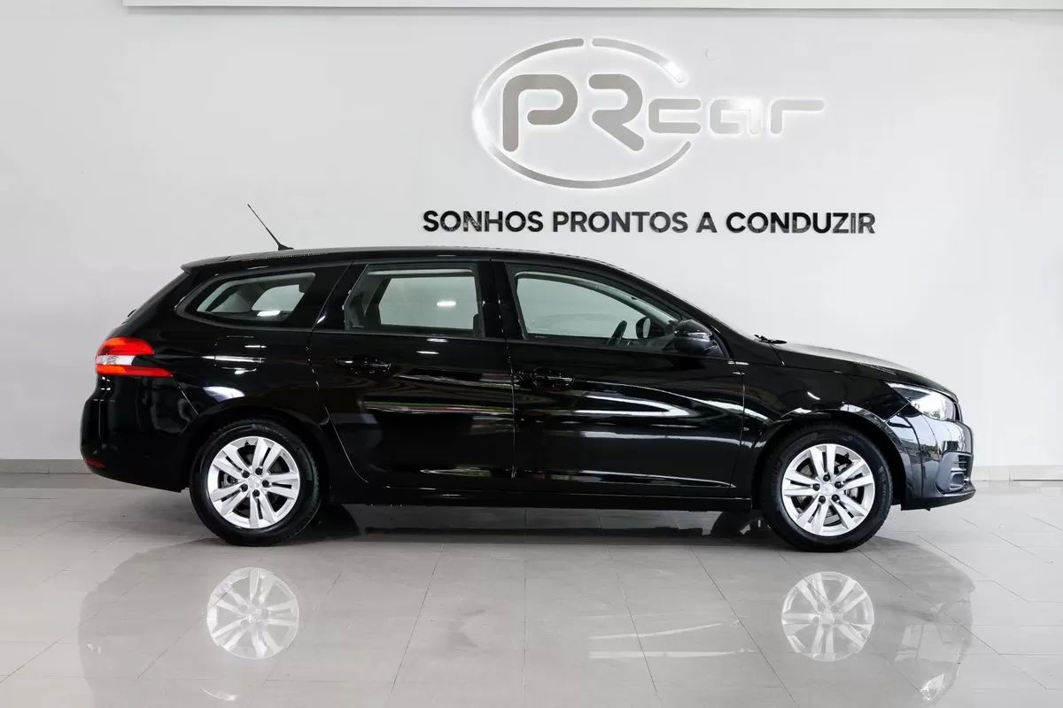 peugeot-308-sw-2021-diesel-1499cc