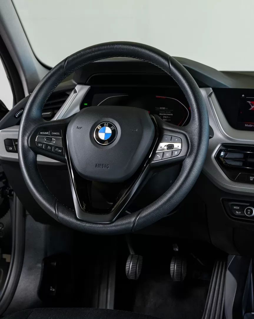 bmw-serie-1-2022-diesel-1496cc