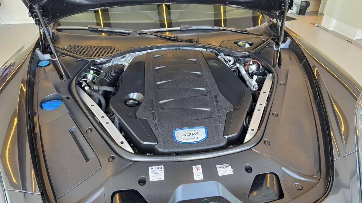porsche-panamera-2016-diesel-3956cc