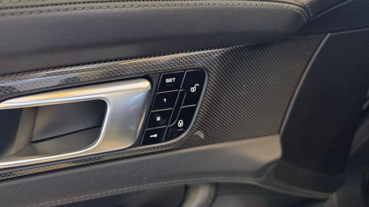 porsche-panamera-2016-diesel-3956cc