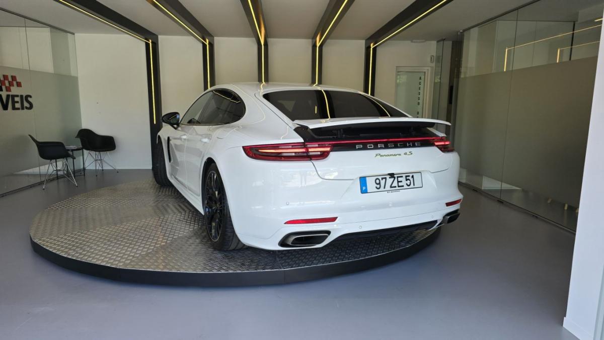 porsche-panamera-2017-hibrido-2894cc